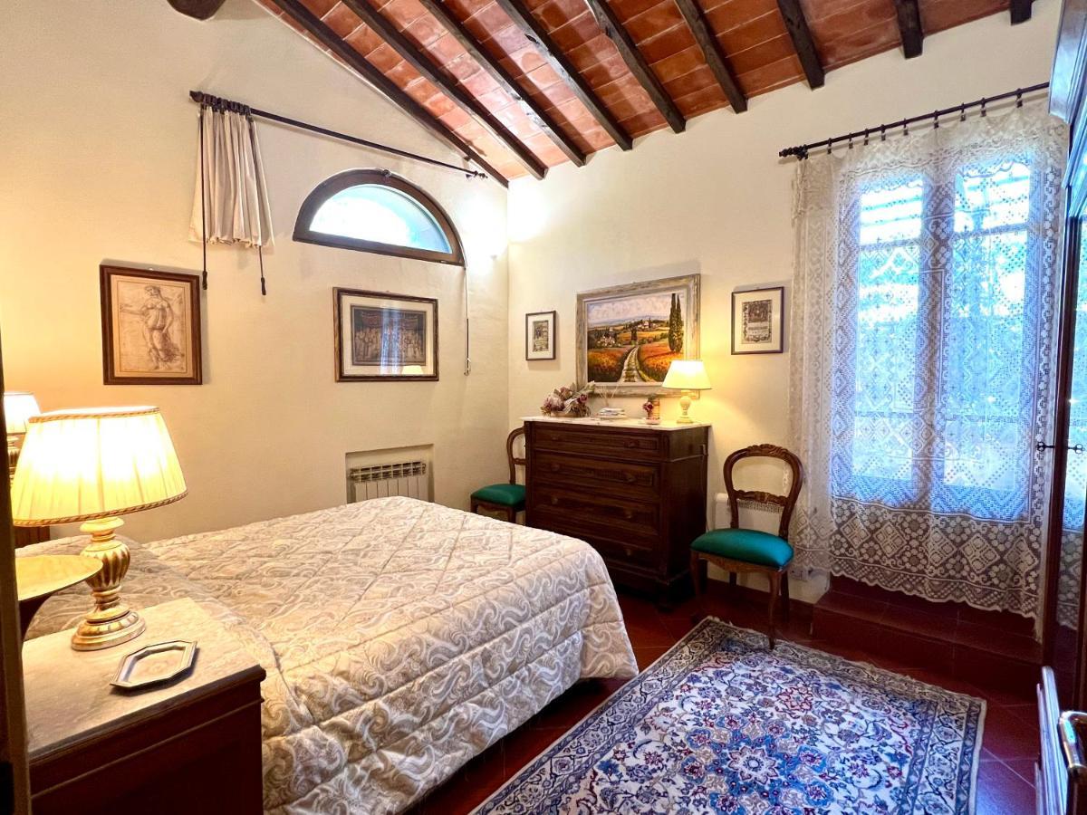 הוילה Monteriggioni Castello מראה חיצוני תמונה