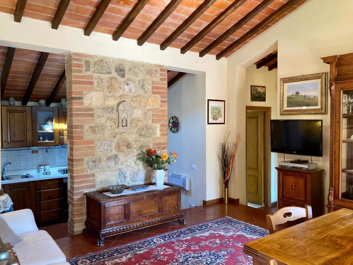 הוילה Monteriggioni Castello מראה חיצוני תמונה