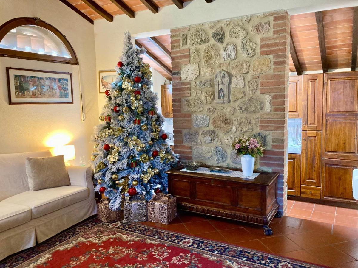 הוילה Monteriggioni Castello מראה חיצוני תמונה