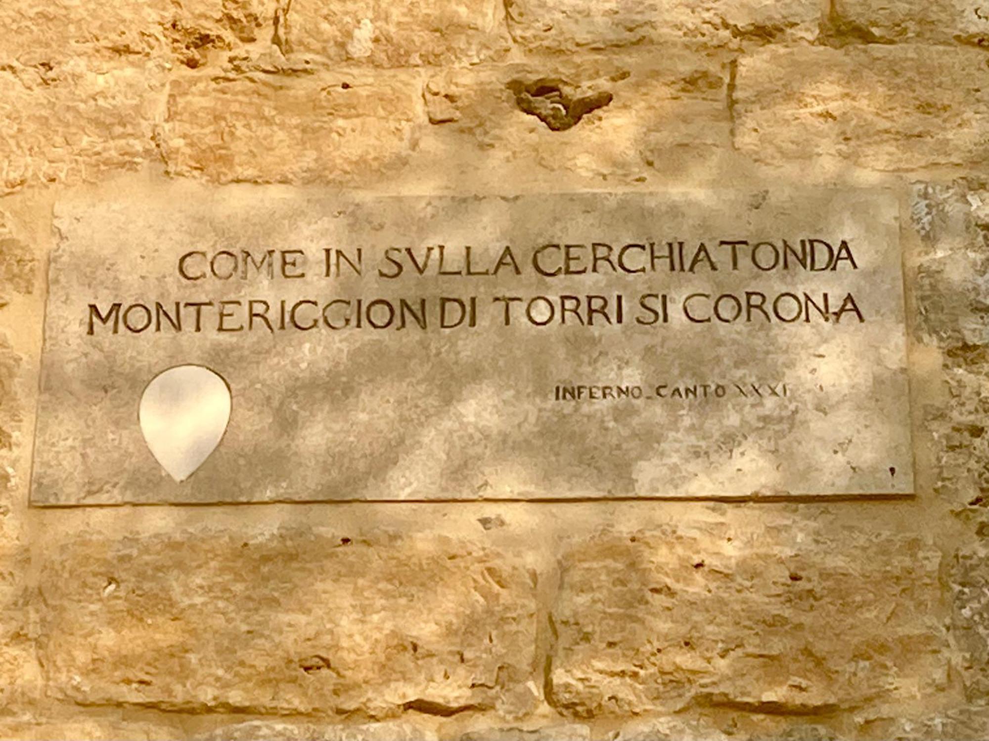 הוילה Monteriggioni Castello מראה חיצוני תמונה
